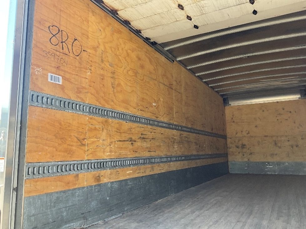 Medium Duty Box Truck-Light and Medium Duty Trucks-International-2020-MV607-Dayton-OH-182,463\n\t\tmiles-$ 42,000 - Image 11