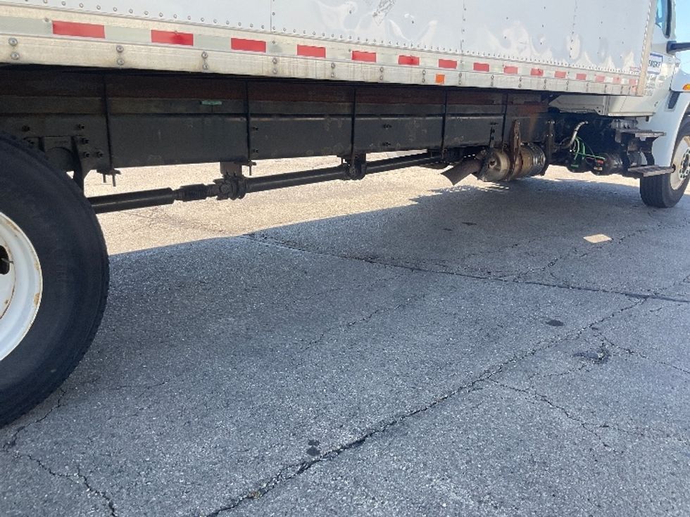 Medium Duty Box Truck-Light and Medium Duty Trucks-International-2020-MV607-Dayton-OH-182,463\n\t\tmiles-$ 42,000 - Image 14