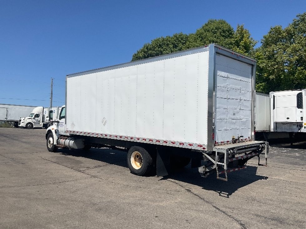 Medium Duty Box Truck-Light and Medium Duty Trucks-International-2020-MV607-Dayton-OH-182,463\n\t\tmiles-$ 42,000 - Image 6