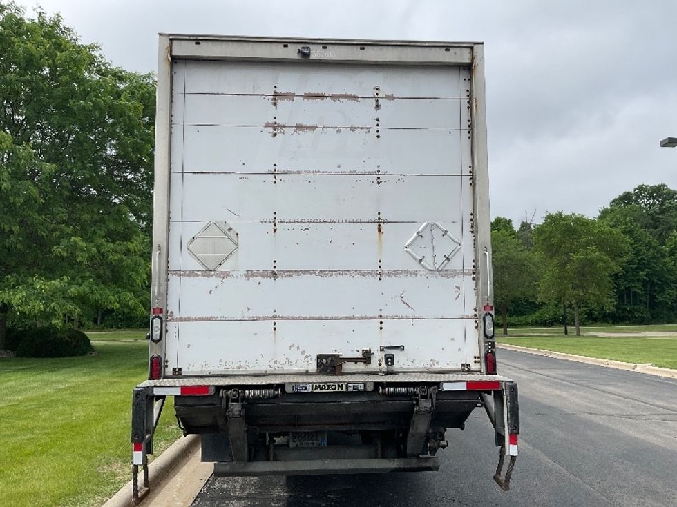 Medium Duty Box Truck-Light and Medium Duty Trucks-International-2020-MV607-De Pere-WI-305,667\n\t\tmiles-$ 26,250 - Image 7
