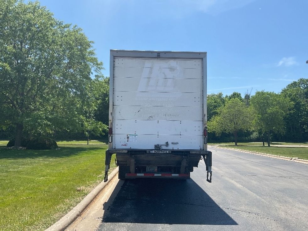 Medium Duty Box Truck-Light and Medium Duty Trucks-International-2020-MV607-De Pere-WI-308,847\n\t\tmiles-$ 26,750 - Image 4