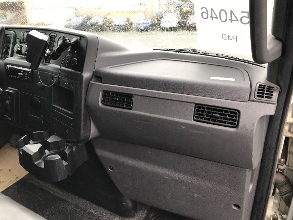 Medium Duty Box Truck-Light and Medium Duty Trucks-International-2020-MV607-Delta-BC-171,311\n\t\tkm-$ 69,500 - Image 21