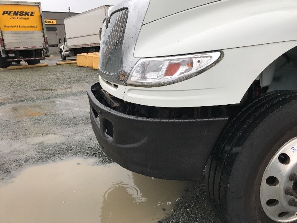 Medium Duty Box Truck-Light and Medium Duty Trucks-International-2020-MV607-Delta-BC-171,311\n\t\tkm-$ 69,500 - Image 28