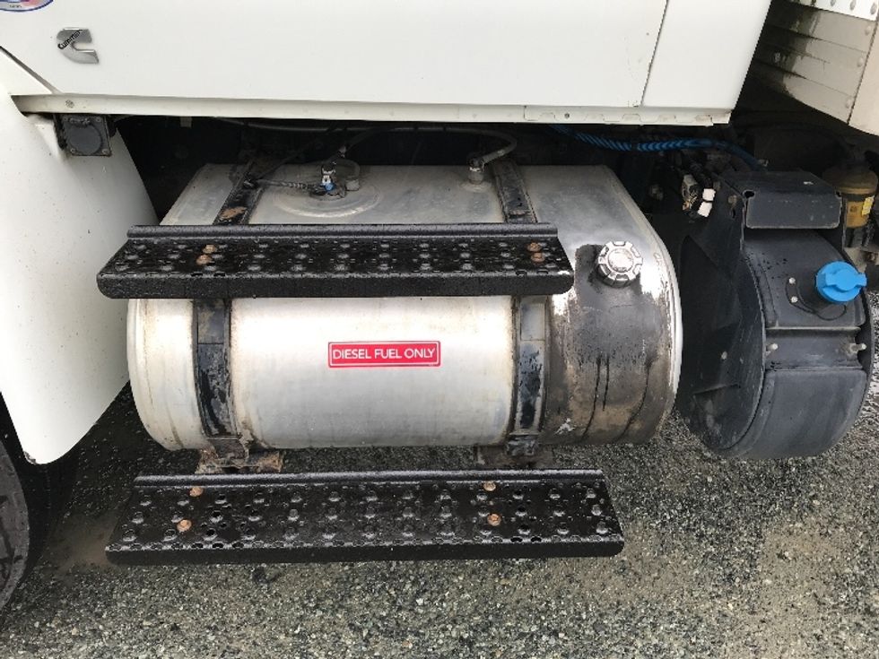 Medium Duty Box Truck-Light and Medium Duty Trucks-International-2020-MV607-Delta-BC-171,311\n\t\tkm-$ 69,500 - Image 29