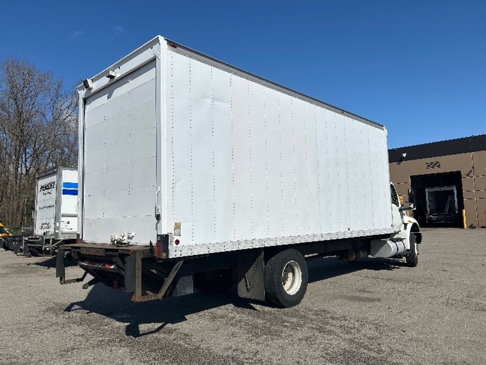 Medium Duty Box Truck-Light and Medium Duty Trucks-International-2020-MV607-Delta-BC-253,088\n\t\tkm-$ 60,000 - Image 12