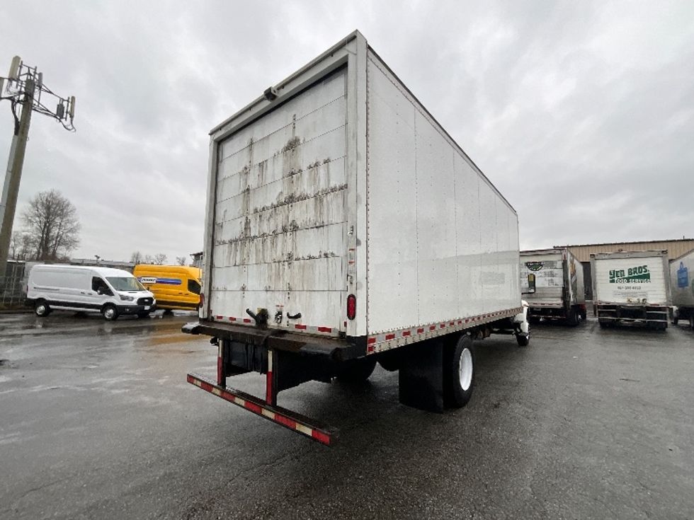 Medium Duty Box Truck-Light and Medium Duty Trucks-International-2020-MV607-Delta-BC-73,911\n\t\tkm-$ 78,750 - Image 12