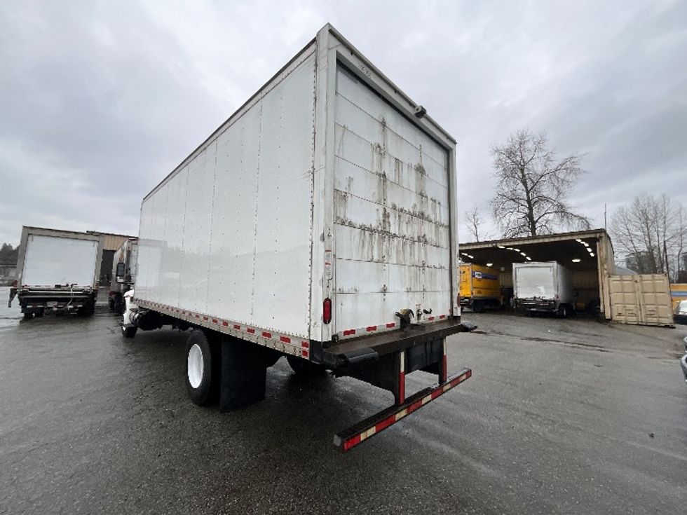 Medium Duty Box Truck-Light and Medium Duty Trucks-International-2020-MV607-Delta-BC-73,911\n\t\tkm-$ 78,750 - Image 6