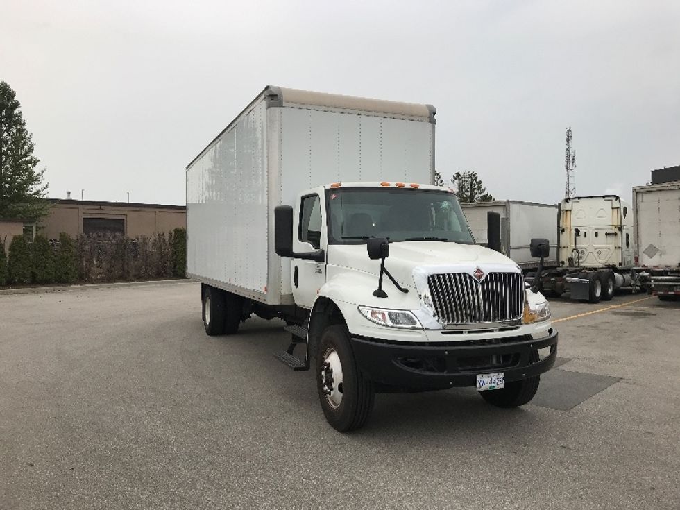 Medium Duty Box Truck-Light and Medium Duty Trucks-International-2020-MV607-Delta-BC-84,999\n\t\tkm-$ 79,750 - Image 1