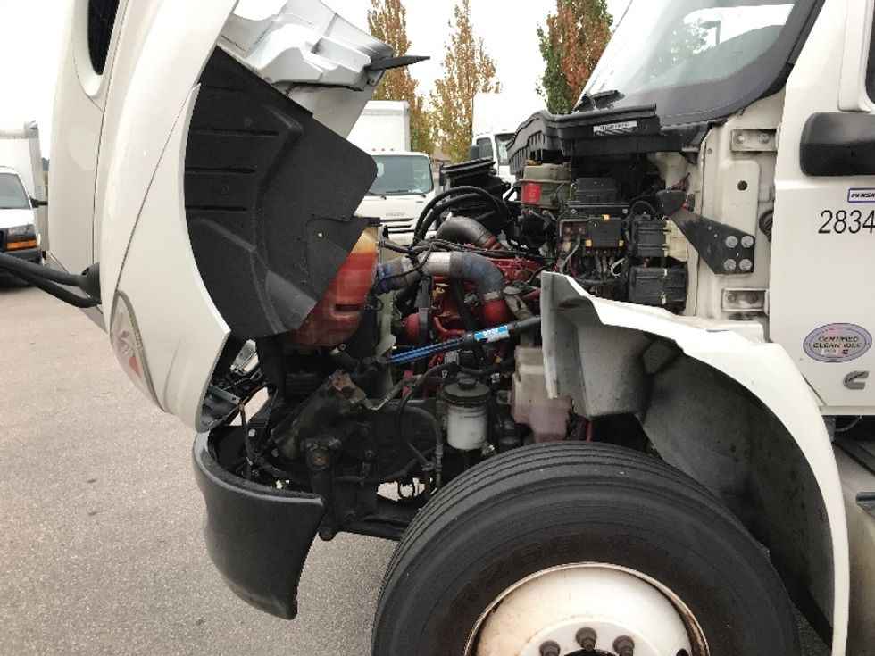 Medium Duty Box Truck-Light and Medium Duty Trucks-International-2020-MV607-Delta-BC-84,999\n\t\tkm-$ 79,750 - Image 21