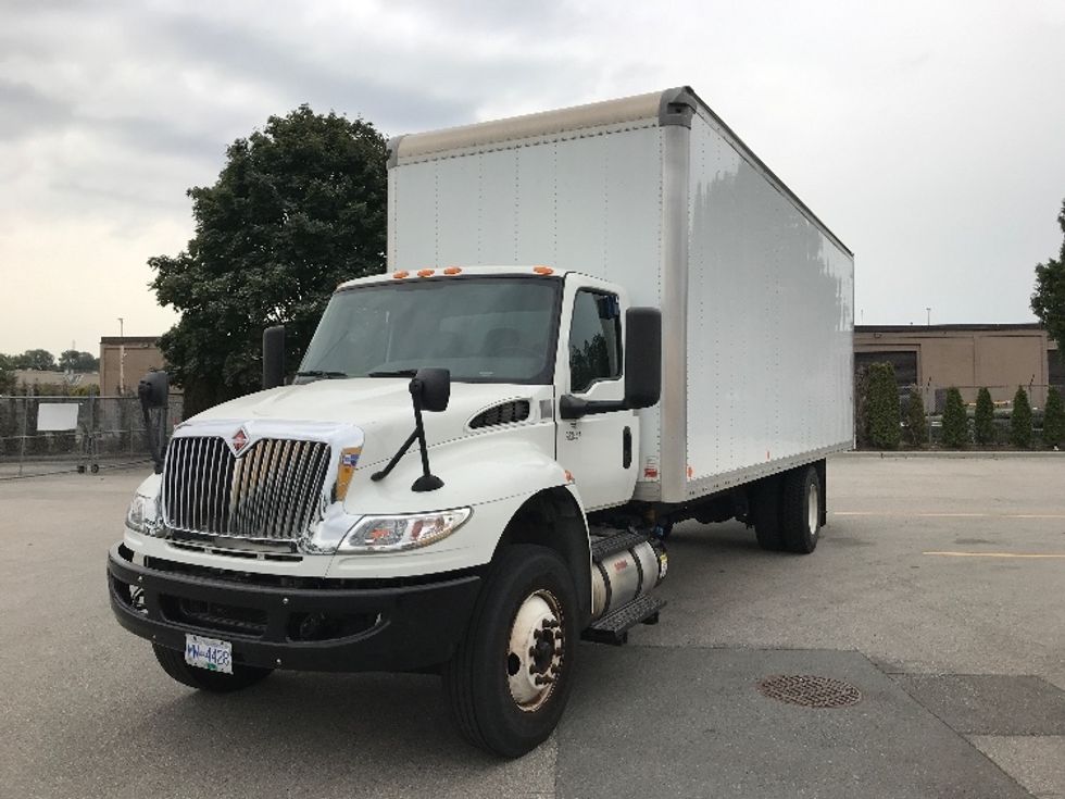 Medium Duty Box Truck-Light and Medium Duty Trucks-International-2020-MV607-Delta-BC-84,999\n\t\tkm-$ 79,750 - Image 3