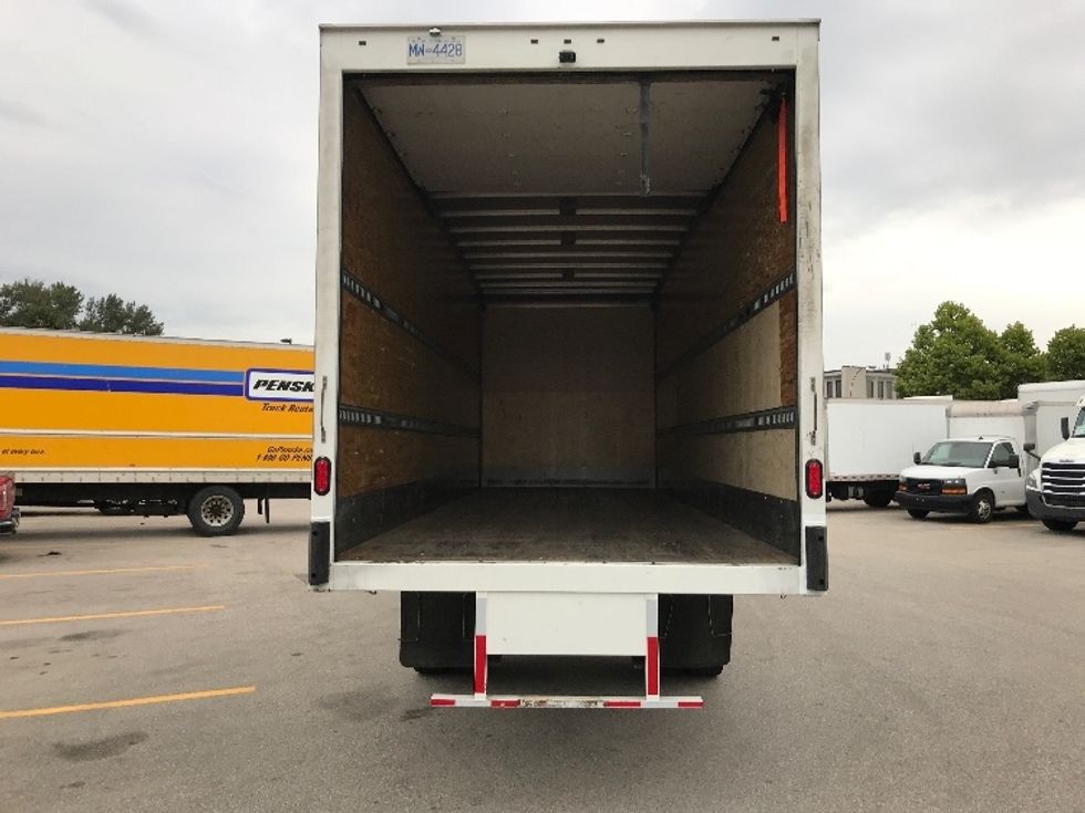 Medium Duty Box Truck-Light and Medium Duty Trucks-International-2020-MV607-Delta-BC-84,999\n\t\tkm-$ 79,750 - Image 8