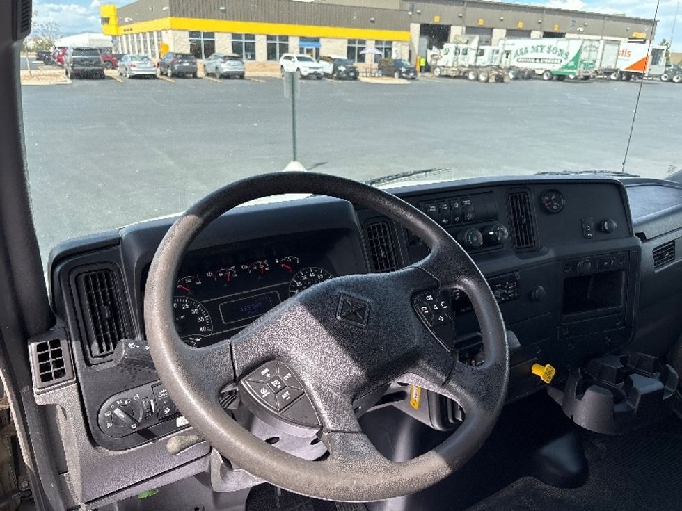Medium Duty Box Truck-Light and Medium Duty Trucks-International-2020-MV607-Denver-CO-155,347\n\t\tmiles-$ 47,000 - Image 17