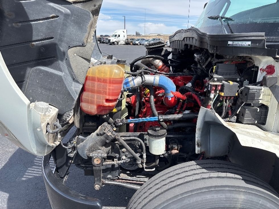 Medium Duty Box Truck-Light and Medium Duty Trucks-International-2020-MV607-Denver-CO-155,347\n\t\tmiles-$ 47,000 - Image 23