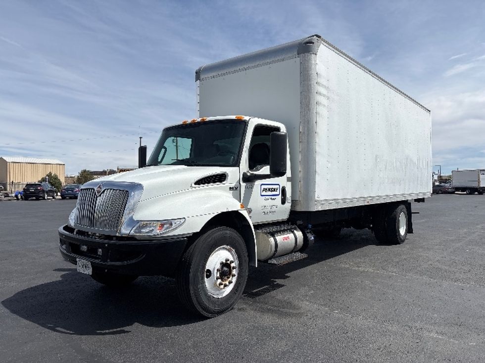 Medium Duty Box Truck-Light and Medium Duty Trucks-International-2020-MV607-Denver-CO-155,347\n\t\tmiles-$ 47,000 - Image 3