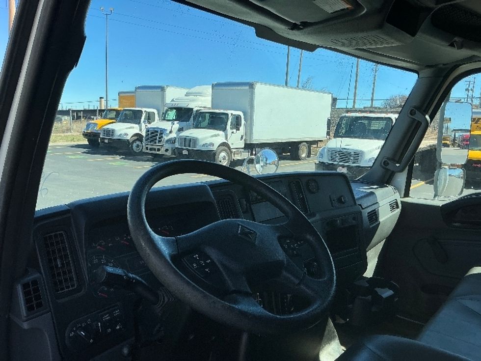 Medium Duty Box Truck-Light and Medium Duty Trucks-International-2020-MV607-Denver-CO-181,773\n\t\tmiles-$ 50,250 - Image 17