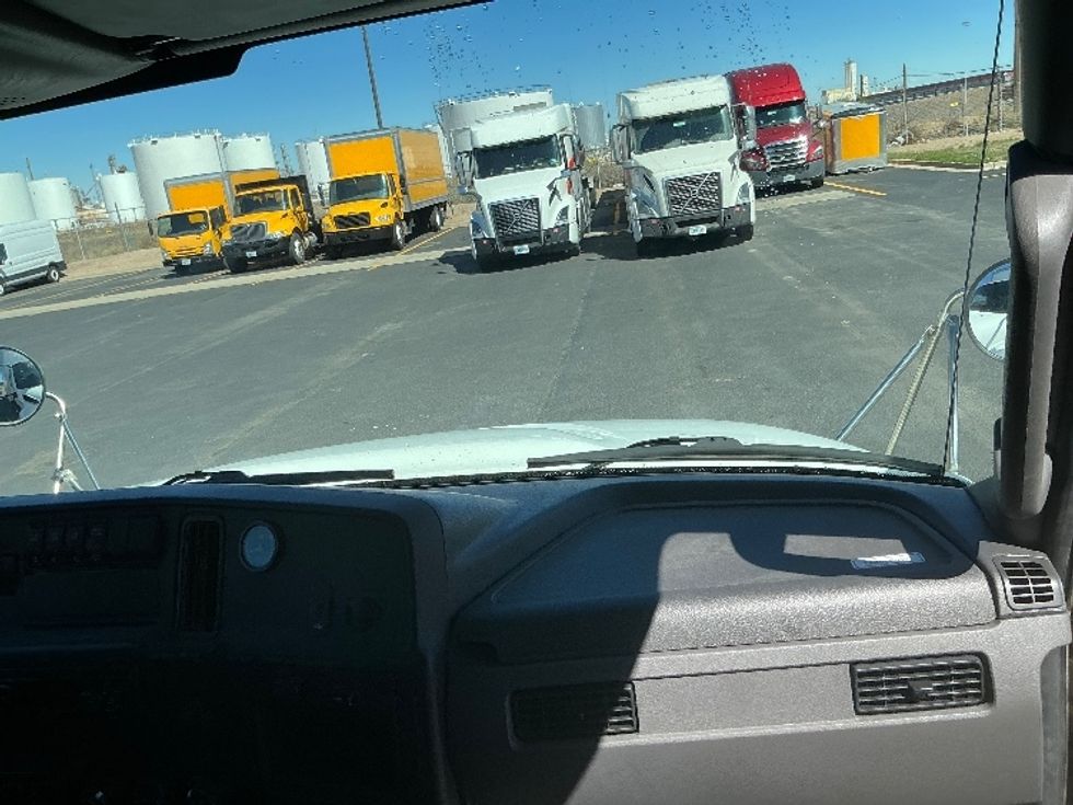 Medium Duty Box Truck-Light and Medium Duty Trucks-International-2020-MV607-Denver-CO-181,773\n\t\tmiles-$ 50,250 - Image 21
