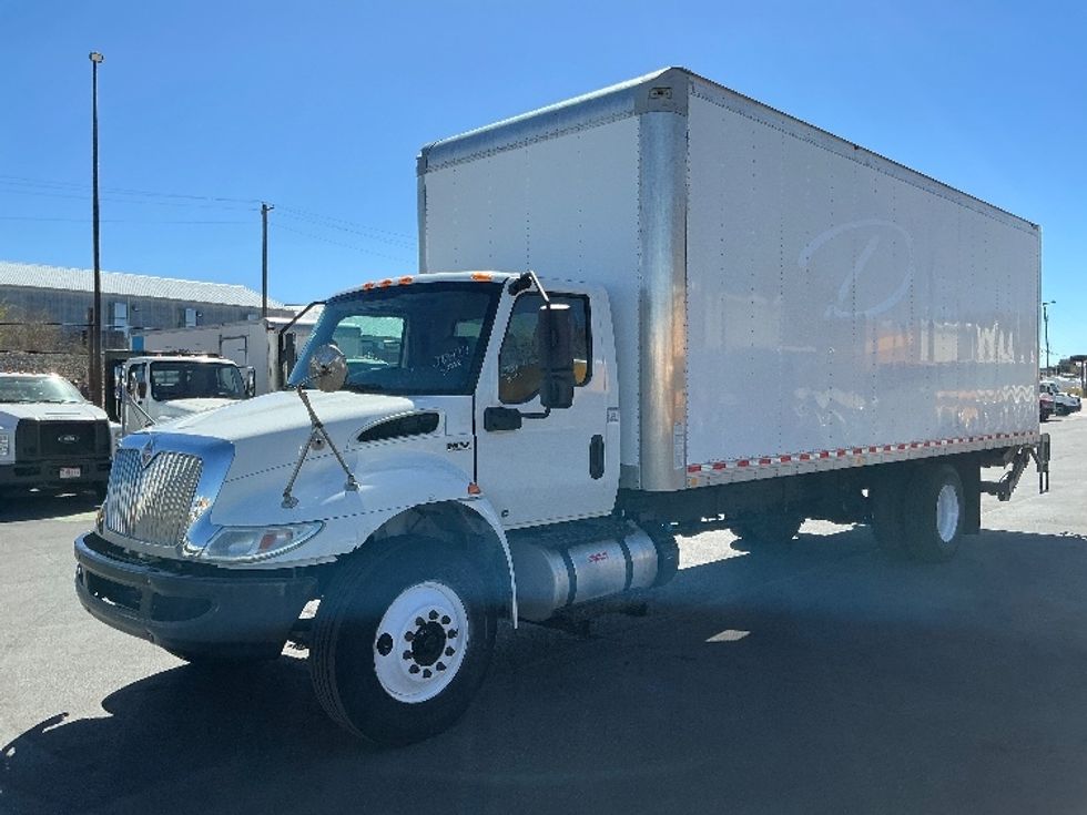 Medium Duty Box Truck-Light and Medium Duty Trucks-International-2020-MV607-Denver-CO-181,773\n\t\tmiles-$ 50,250 - Image 3