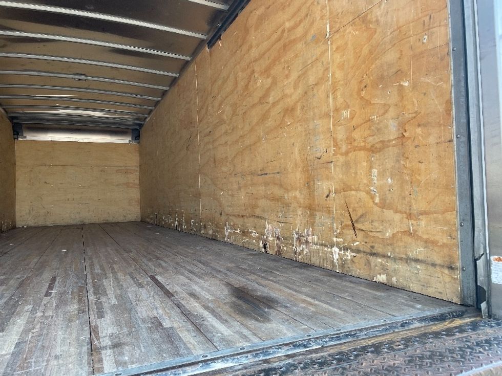 Medium Duty Box Truck-Light and Medium Duty Trucks-International-2020-MV607-Denver-CO-84,864\n\t\tmiles-$ 57,250 - Image 12