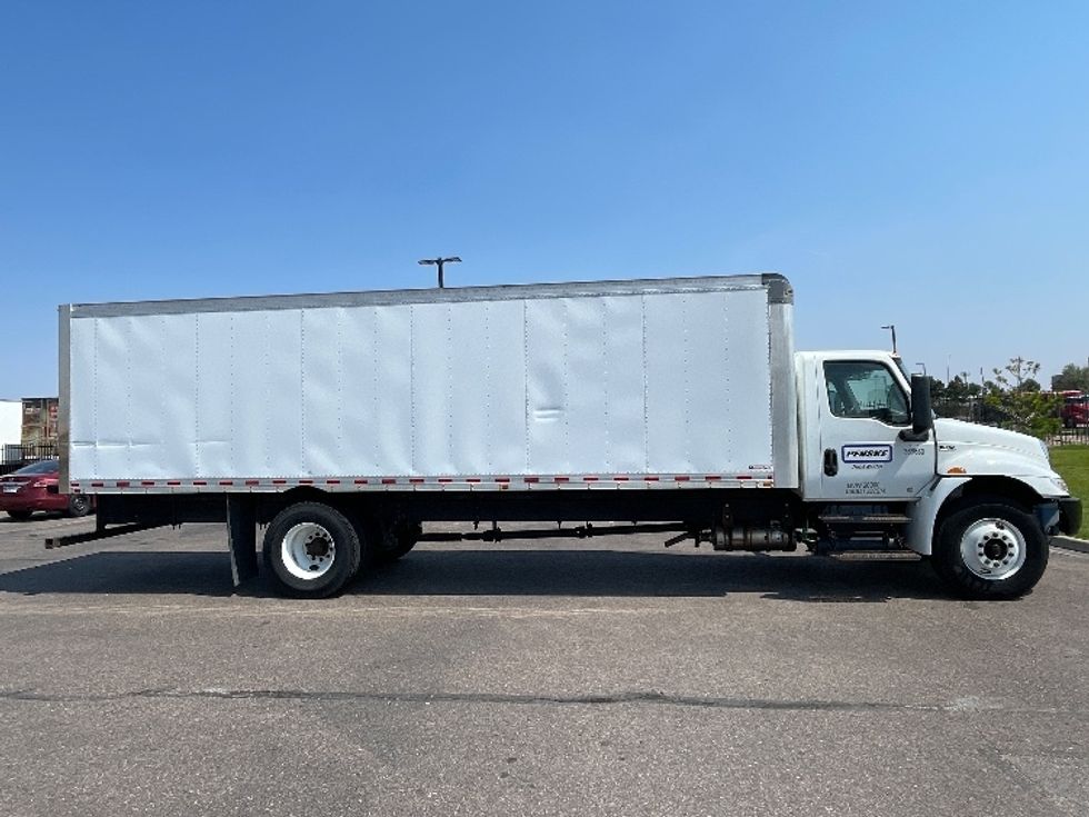Medium Duty Box Truck-Light and Medium Duty Trucks-International-2020-MV607-Denver-CO-84,864\n\t\tmiles-$ 57,250 - Image 15