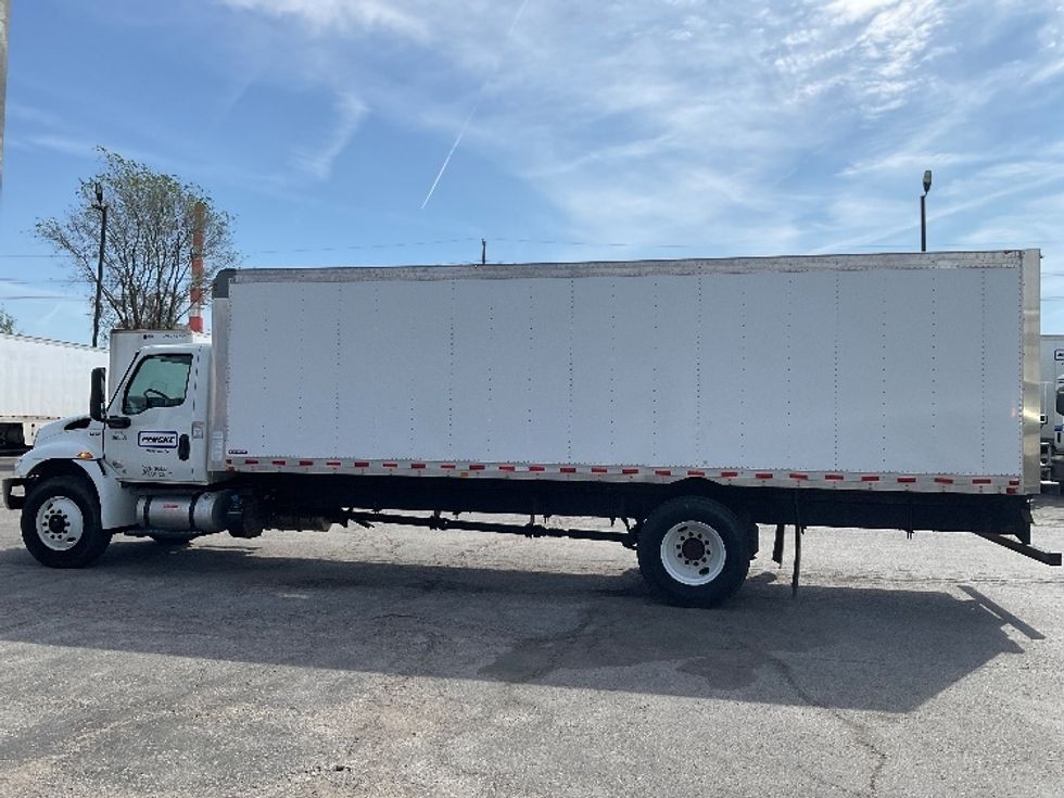 Medium Duty Box Truck-Light and Medium Duty Trucks-International-2020-MV607-Denver-CO-84,864\n\t\tmiles-$ 57,250 - Image 4