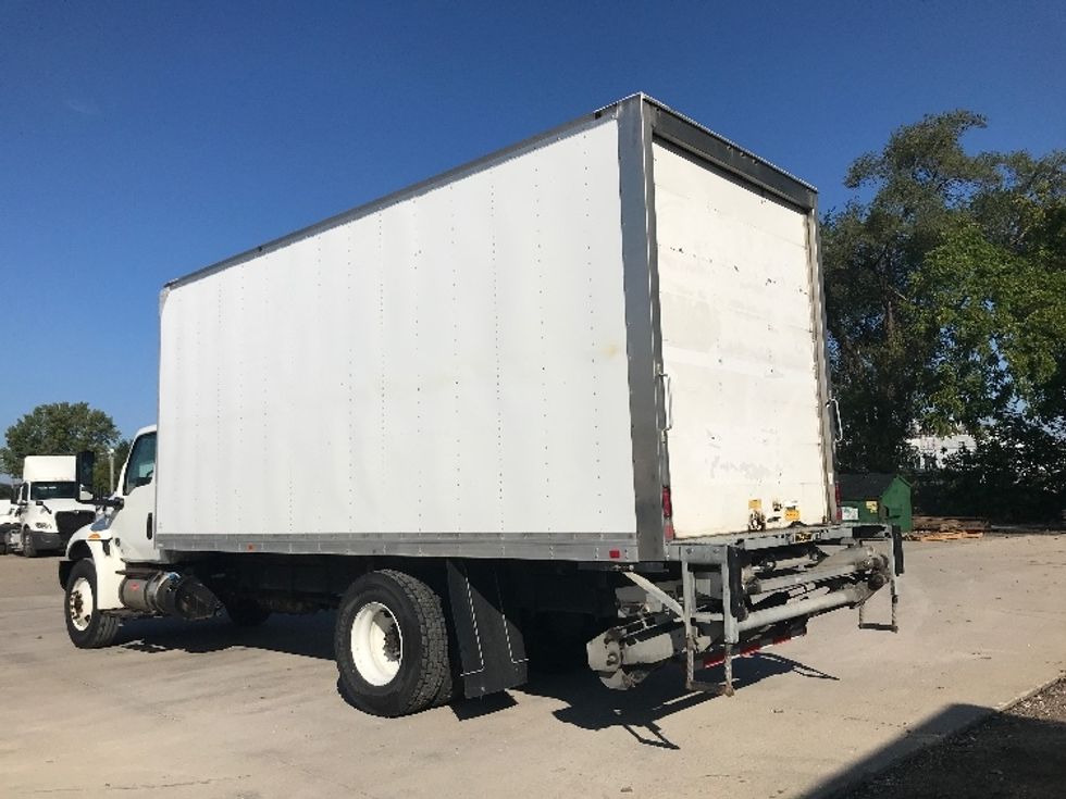 Medium Duty Box Truck-Light and Medium Duty Trucks-International-2020-MV607-Des Moines-IA-106,275\n\t\tmiles-$ 44,750 - Image 6