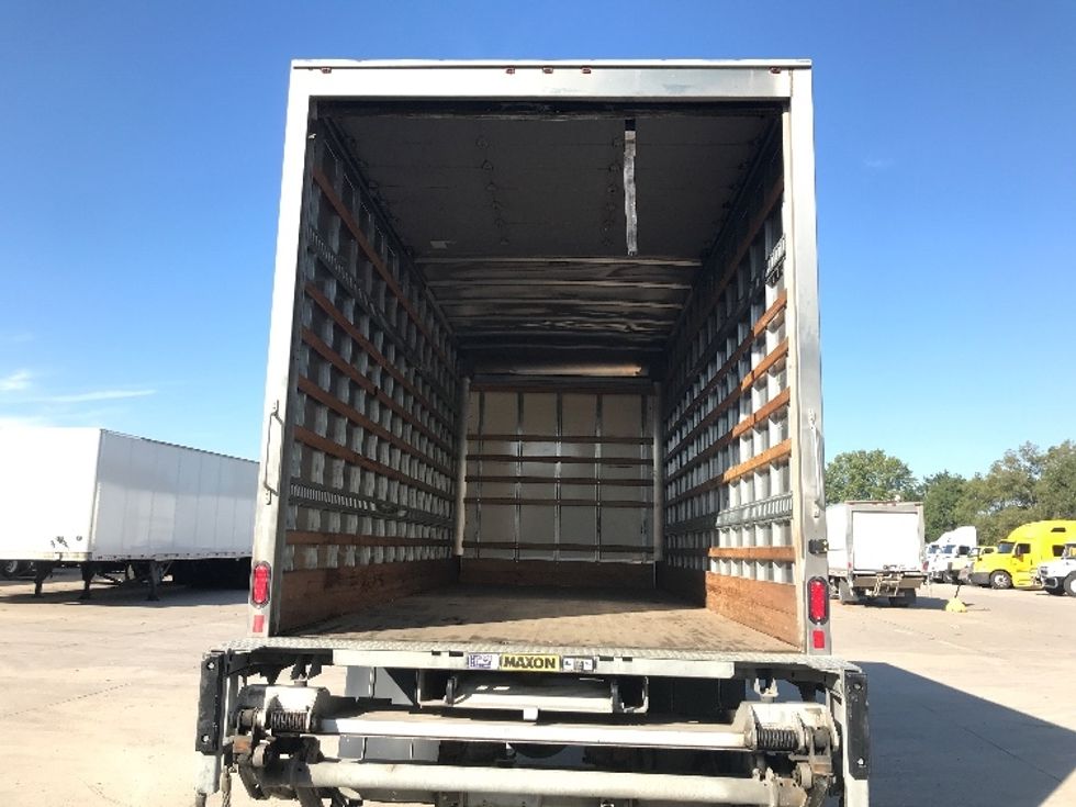 Medium Duty Box Truck-Light and Medium Duty Trucks-International-2020-MV607-Des Moines-IA-106,275\n\t\tmiles-$ 44,750 - Image 8