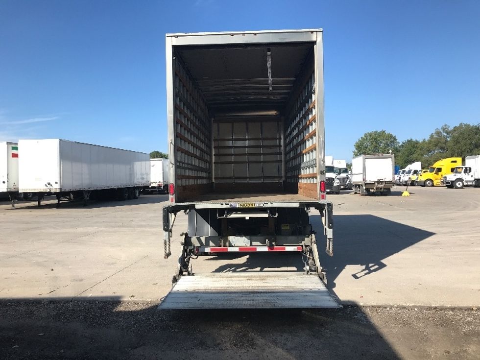 Medium Duty Box Truck-Light and Medium Duty Trucks-International-2020-MV607-Des Moines-IA-106,275\n\t\tmiles-$ 44,750 - Image 9