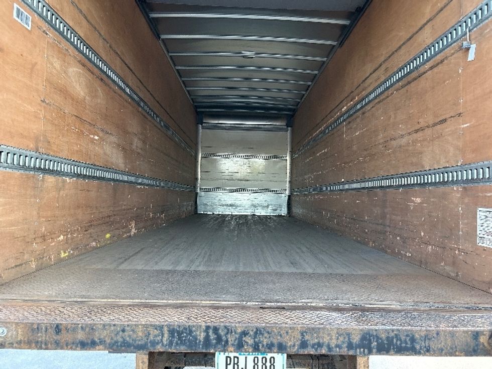 Medium Duty Box Truck-Light and Medium Duty Trucks-International-2020-MV607-Des Moines-IA-356,189\n\t\tmiles-$ 21,750 - Image 10