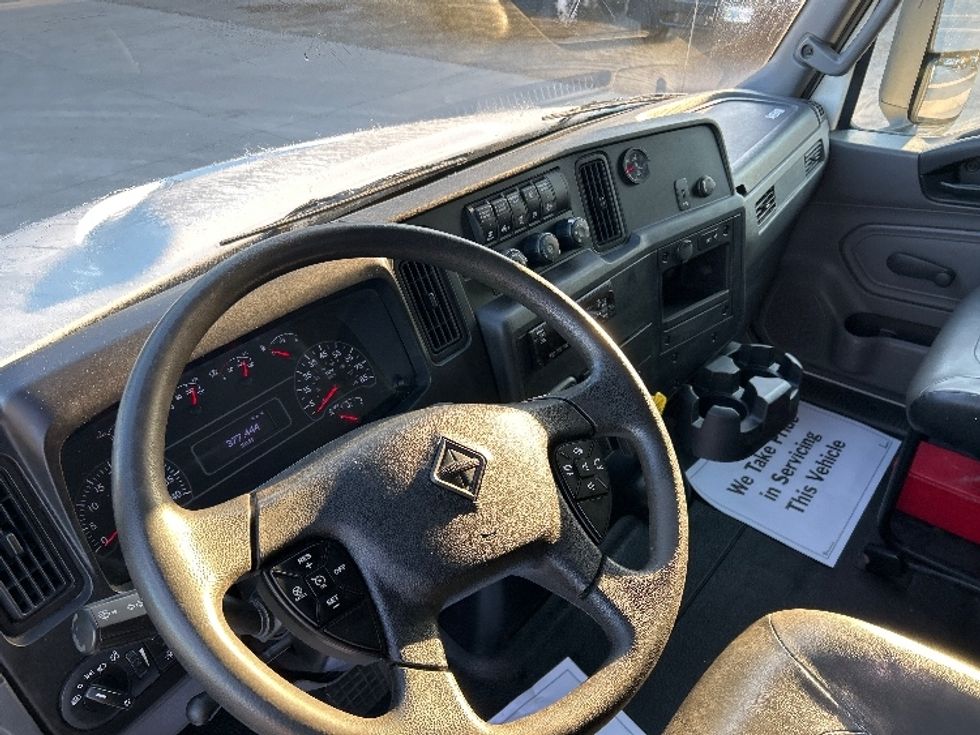 Medium Duty Box Truck-Light and Medium Duty Trucks-International-2020-MV607-Des Moines-IA-356,189\n\t\tmiles-$ 21,750 - Image 18