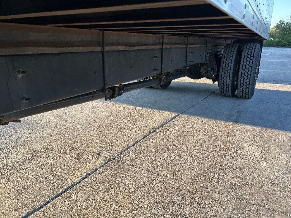 Medium Duty Box Truck-Light and Medium Duty Trucks-International-2020-MV607-Des Moines-IA-356,189\n\t\tmiles-$ 21,750 - Image 5