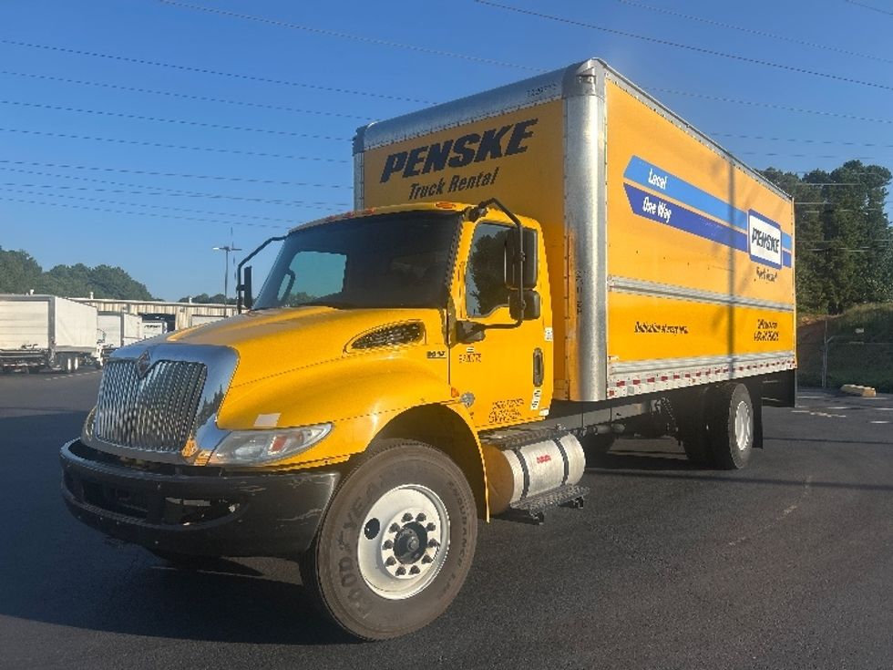 Medium Duty Box Truck-Light and Medium Duty Trucks-International-2020-MV607-Duluth-GA-190,366\n\t\tmiles-$ 27,250 - Image 3