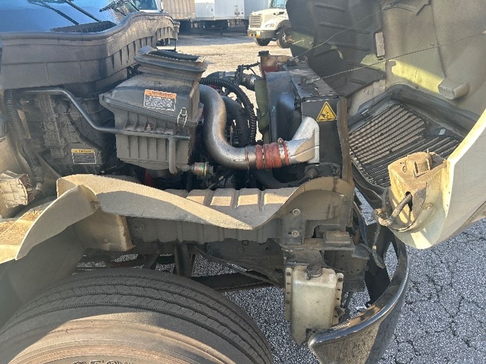 Medium Duty Box Truck-Light and Medium Duty Trucks-International-2020-MV607-Duluth-GA-354,348\n\t\tmiles-$ 21,750 - Image 18