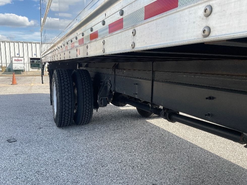 Medium Duty Box Truck-Light and Medium Duty Trucks-International-2020-MV607-Earth City-MO-171,134\n\t\tmiles-$ 52,000 - Image 14