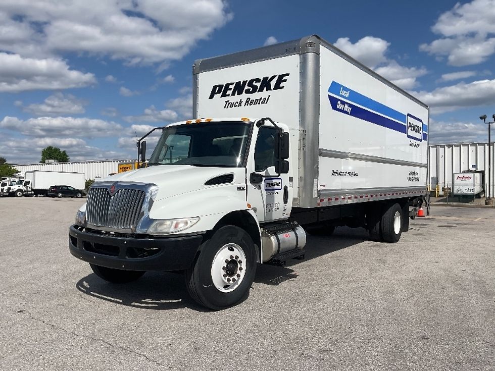 Medium Duty Box Truck-Light and Medium Duty Trucks-International-2020-MV607-Earth City-MO-171,134\n\t\tmiles-$ 52,000 - Image 3