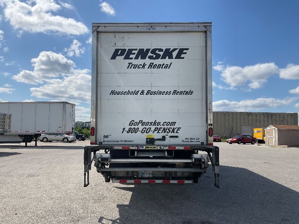 Medium Duty Box Truck-Light and Medium Duty Trucks-International-2020-MV607-Earth City-MO-171,134\n\t\tmiles-$ 52,000 - Image 7