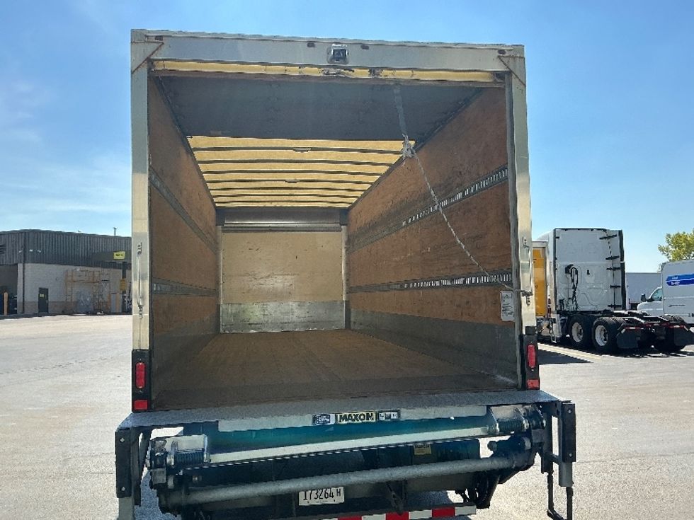Medium Duty Box Truck-Light and Medium Duty Trucks-International-2020-MV607-East Chicago-IN-111,322\n\t\tmiles-$ 56,750 - Image 8