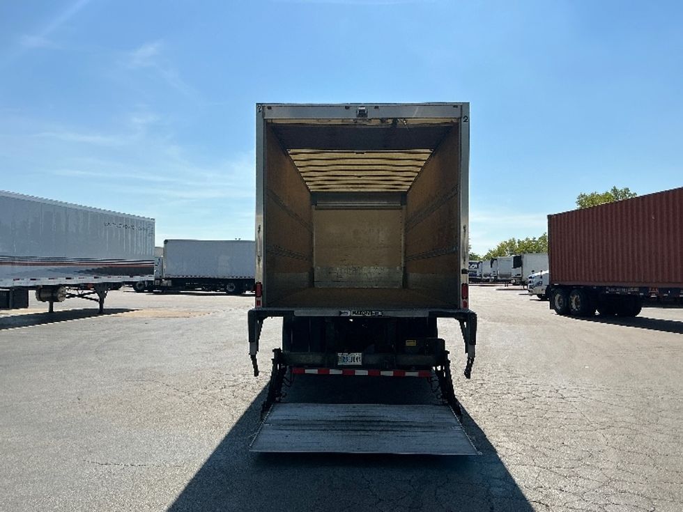 Medium Duty Box Truck-Light and Medium Duty Trucks-International-2020-MV607-East Chicago-IN-122,890\n\t\tmiles-$ 46,500 - Image 9