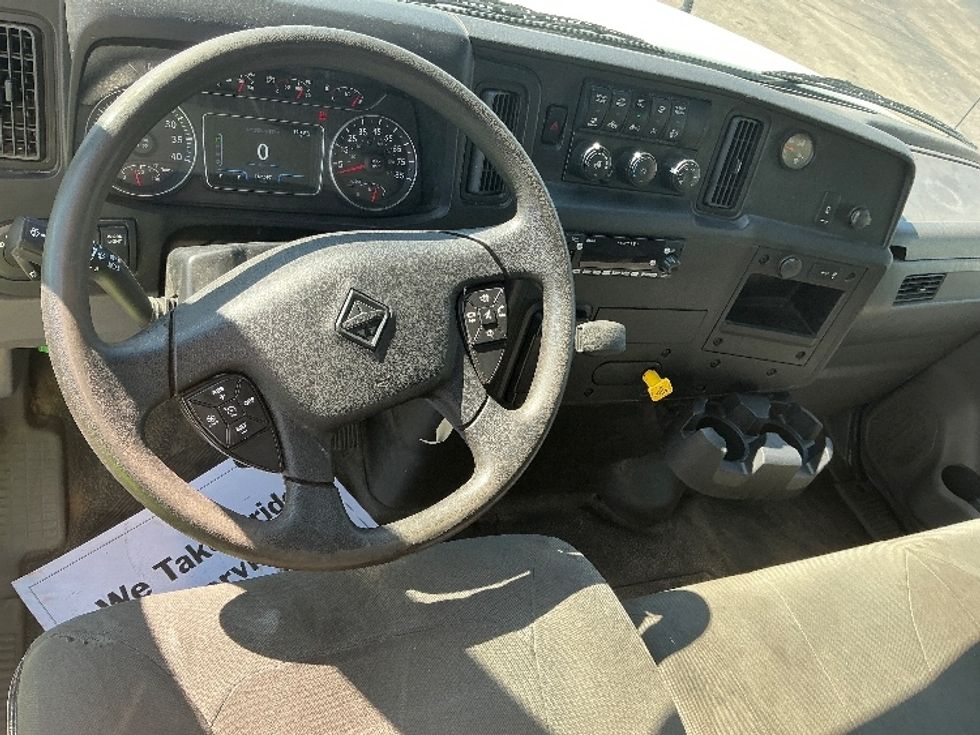 Medium Duty Box Truck-Light and Medium Duty Trucks-International-2020-MV607-East Chicago-IN-159,951\n\t\tmiles-$ 48,750 - Image 18