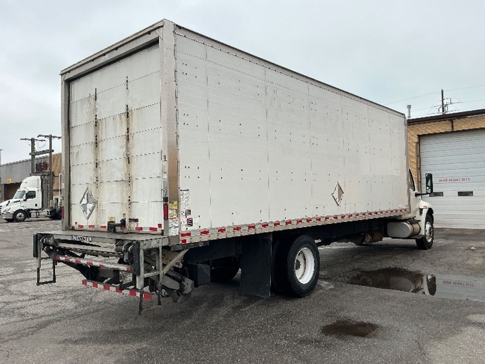 Medium Duty Box Truck-Light and Medium Duty Trucks-International-2020-MV607-East Chicago-IN-178,988\n\t\tmiles-$ 51,000 - Image 13