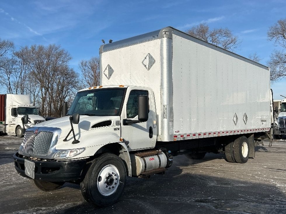 Medium Duty Box Truck-Light and Medium Duty Trucks-International-2020-MV607-East Chicago-IN-230,124\n\t\tmiles-$ 34,500 - Image 3