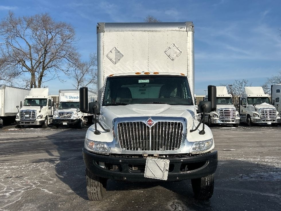Medium Duty Box Truck-Light and Medium Duty Trucks-International-2020-MV607-East Chicago-IN-230,124\n\t\tmiles-$ 34,500 - Image 2