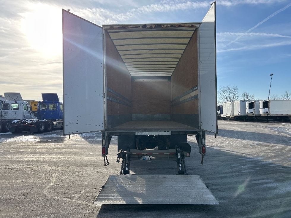 Medium Duty Box Truck-Light and Medium Duty Trucks-International-2020-MV607-East Chicago-IN-230,124\n\t\tmiles-$ 34,500 - Image 9