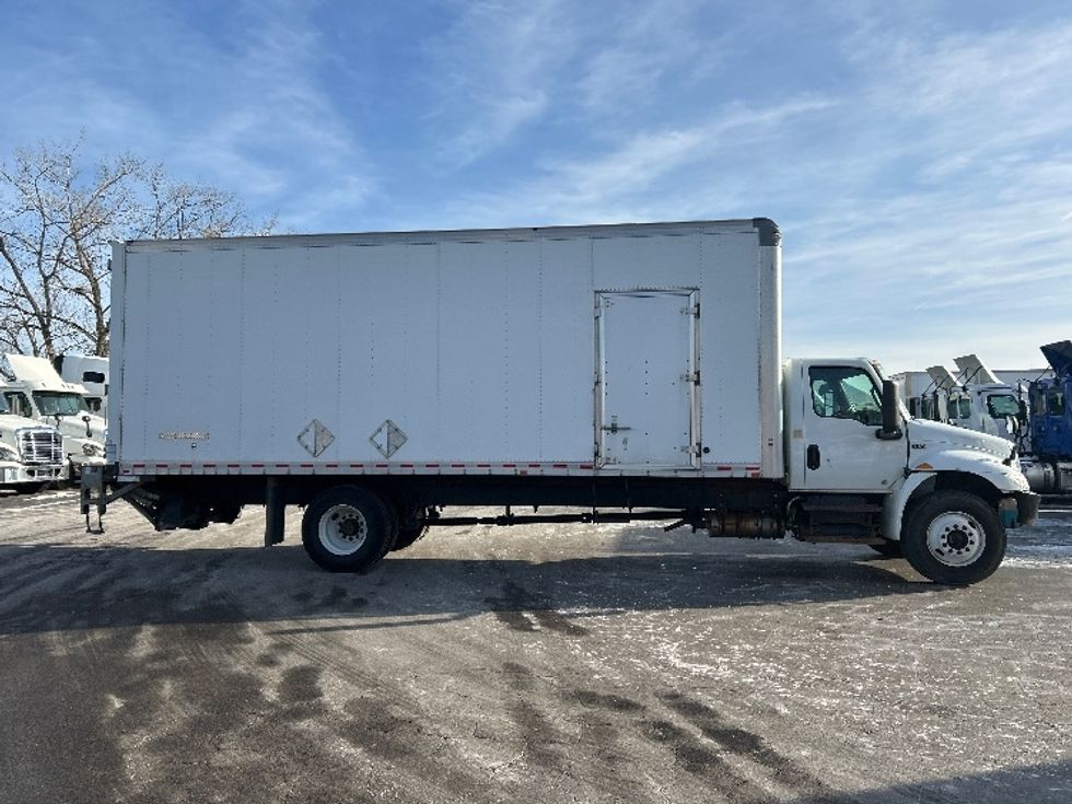 Medium Duty Box Truck-Light and Medium Duty Trucks-International-2020-MV607-East Chicago-IN-230,124\n\t\tmiles-$ 34,500 - Image 15