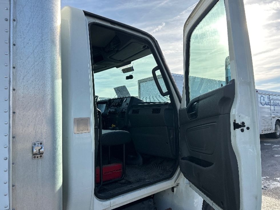 Medium Duty Box Truck-Light and Medium Duty Trucks-International-2020-MV607-East Chicago-IN-230,124\n\t\tmiles-$ 34,500 - Image 20