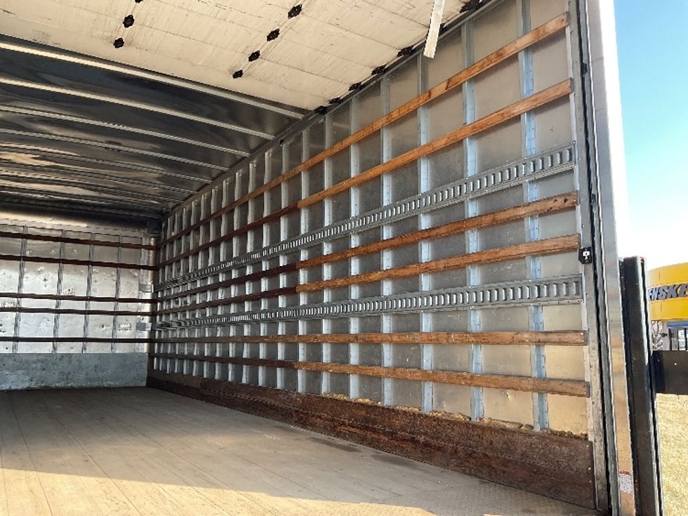 Medium Duty Box Truck-Light and Medium Duty Trucks-International-2020-MV607-East Chicago-IN-79,222\n\t\tmiles-$ 65,500 - Image 12