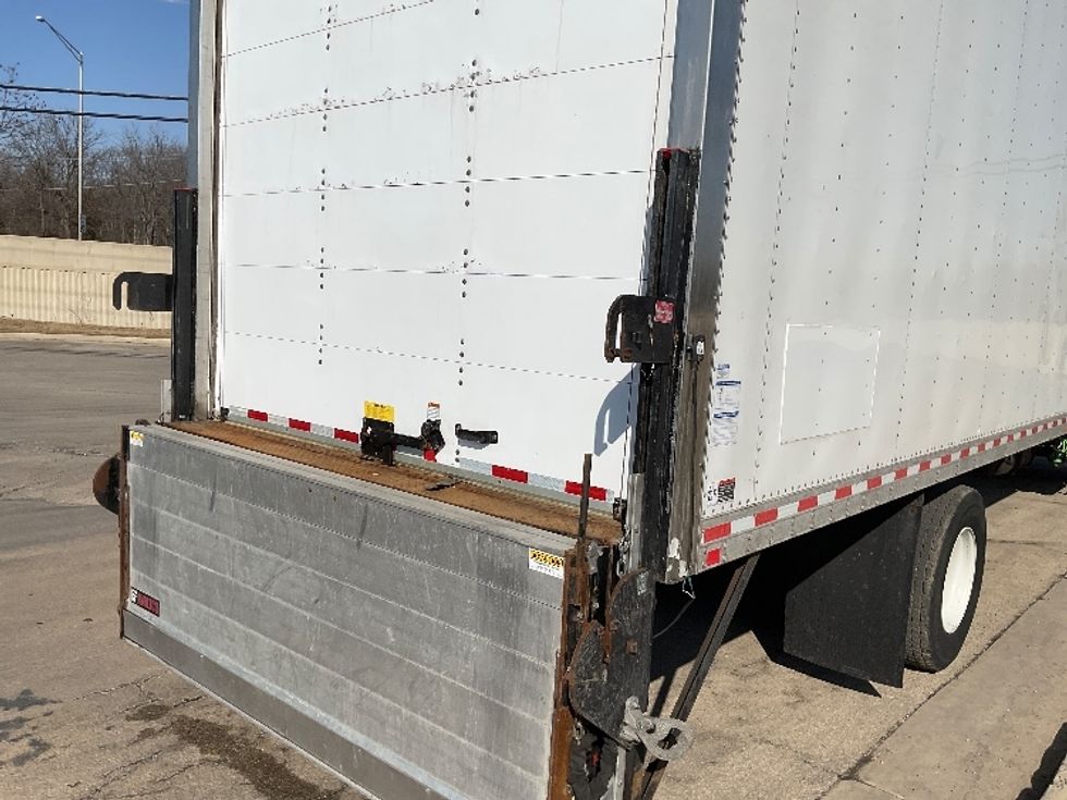 Medium Duty Box Truck-Light and Medium Duty Trucks-International-2020-MV607-East Chicago-IN-79,222\n\t\tmiles-$ 65,500 - Image 26