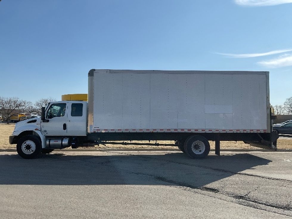 Medium Duty Box Truck-Light and Medium Duty Trucks-International-2020-MV607-East Chicago-IN-79,222\n\t\tmiles-$ 65,500 - Image 4