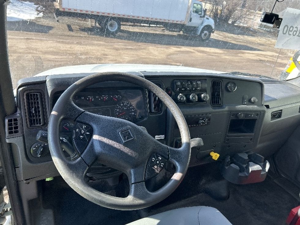 Medium Duty Box Truck-Light and Medium Duty Trucks-International-2020-MV607-East Chicago-IN-90,555\n\t\tmiles-$ 64,250 - Image 18