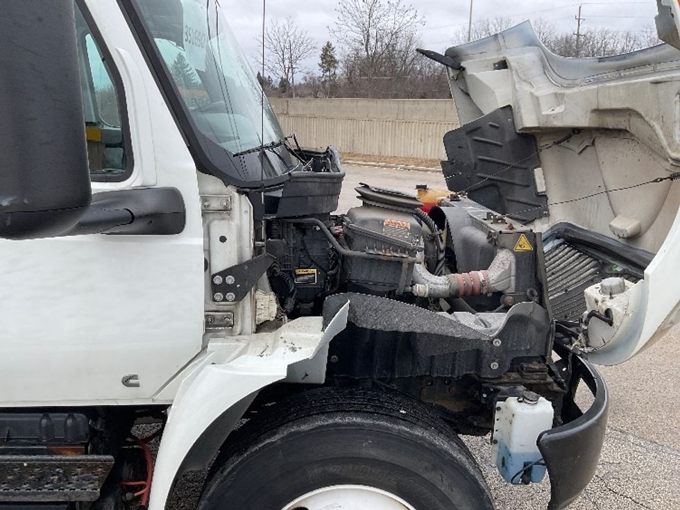 Medium Duty Box Truck-Light and Medium Duty Trucks-International-2020-MV607-East Chicago-IN-90,555\n\t\tmiles-$ 64,250 - Image 23