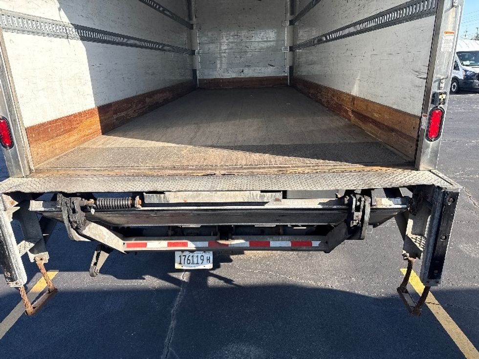 Medium Duty Box Truck-Light and Medium Duty Trucks-International-2020-MV607-East Chicago-IN-98,096\n\t\tmiles-$ 54,500 - Image 10